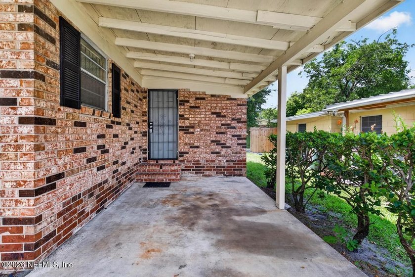 Great opportunity to add to rental portfolio or make your own! - photo 4