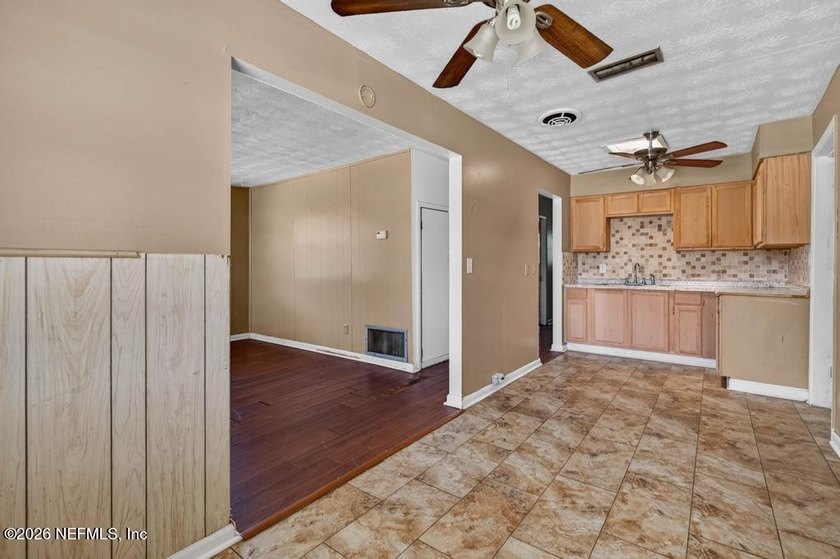 Great opportunity to add to rental portfolio or make your own! - photo 10