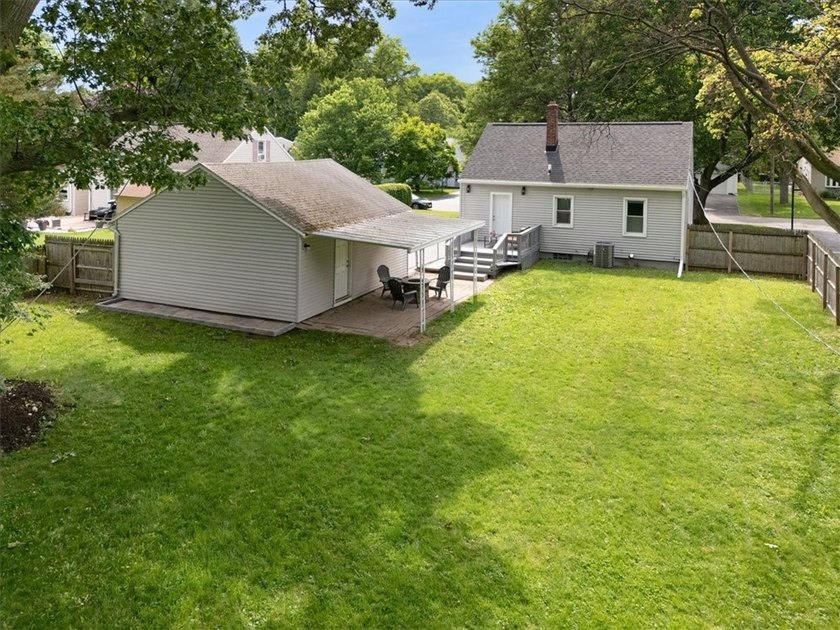 Charming Cape Cod in a quaint neighborhood. This is a *shiny - photo 46