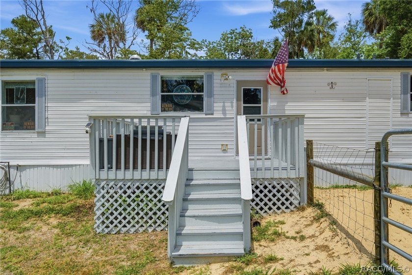 Welcome to the Heart of Old Homosassa - 11065 W Townsend Lane - photo 6