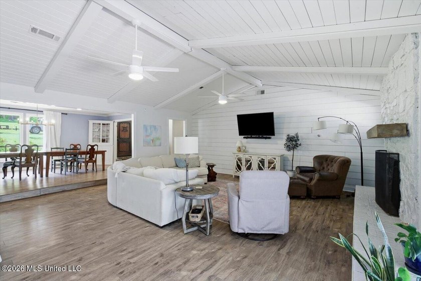 Welcome to 238 Kiowa Drive, Madison, MS-a beautiful 4-bedroom - photo 10