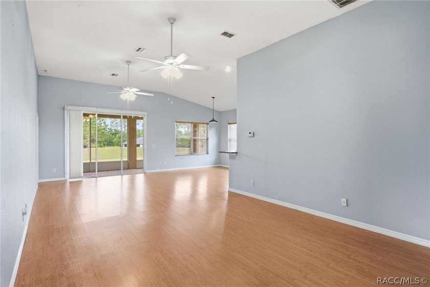 Check out this exceptional deal! This adorable home has 2 - photo 3