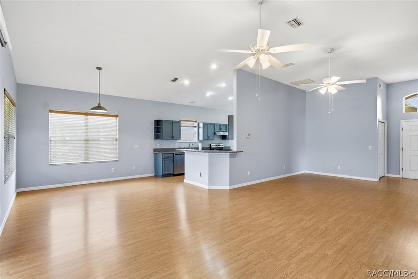 Check out this exceptional deal! This adorable home has 2 - photo 5