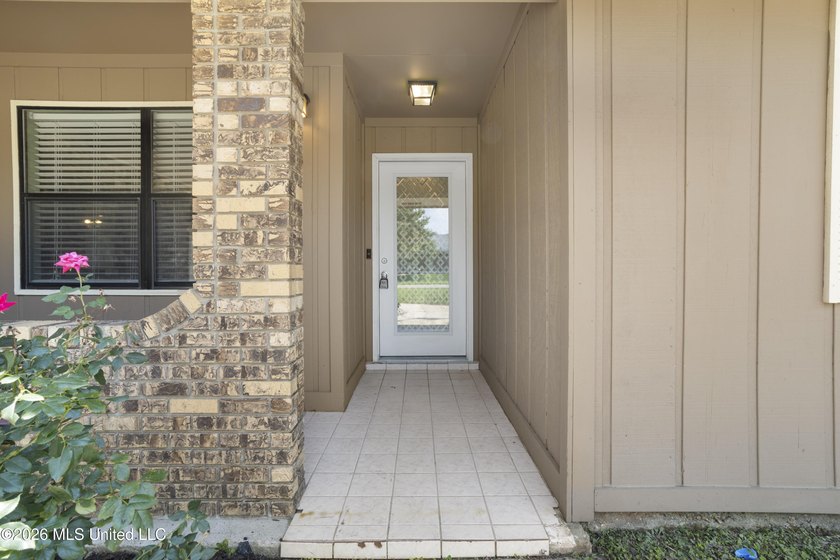 Welcome home to this beautifully updated 4-bedroom, 2-bath - photo 3