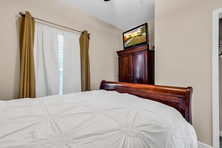 Welcome to your coastal retreat in the highly sought-after - photo 17