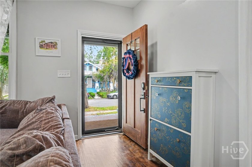 Nestled just minutes from the heart of downtown Savannah, this - photo 4