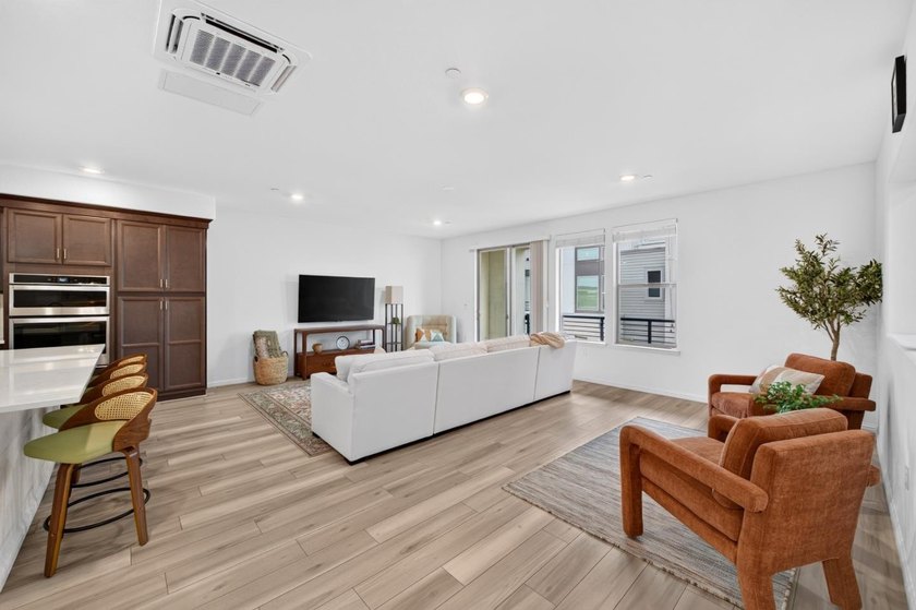 Welcome to this gorgeous 4BR, 3BA condo offering 2,500 sqft of - photo 5