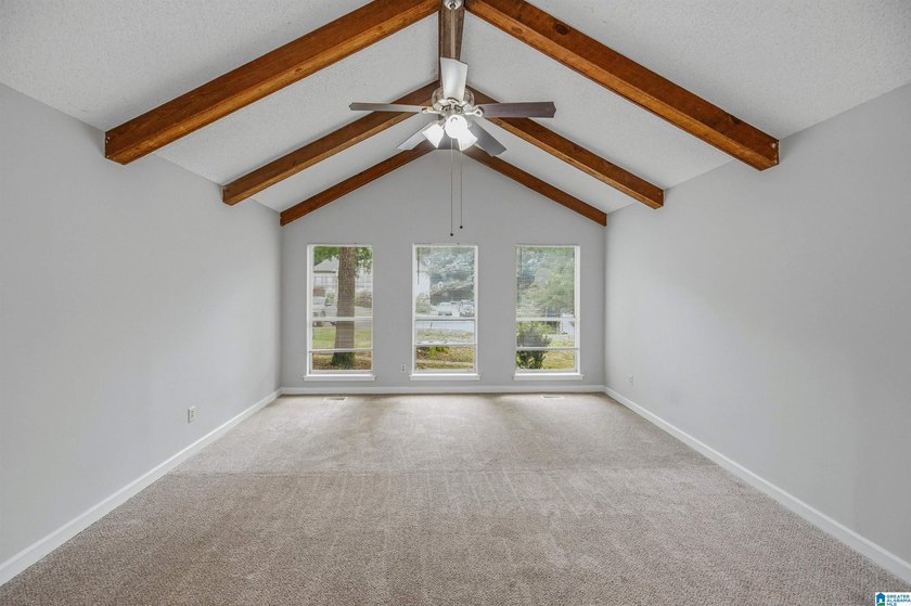 Welcome to 13265 Donna Drive in Million Dollar Lakes, where - photo 7