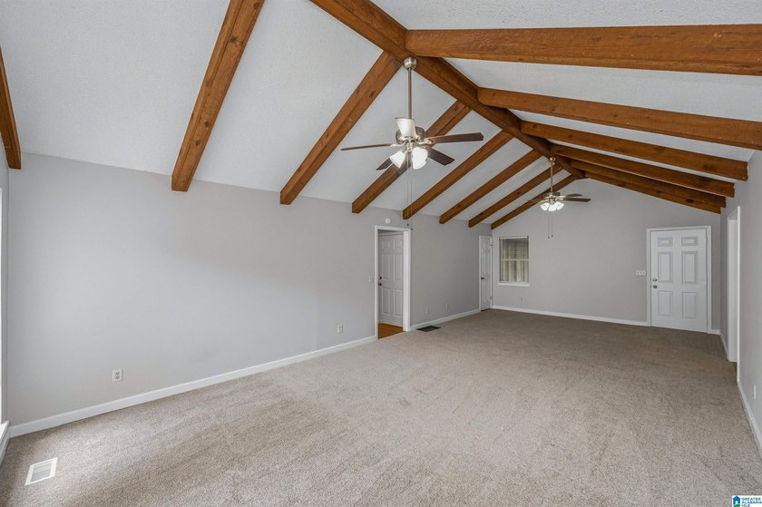 Welcome to 13265 Donna Drive in Million Dollar Lakes, where - photo 9