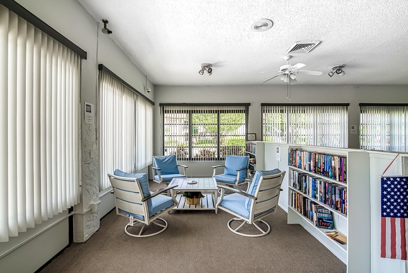 Turnkey opportunity in the heart of Lake Worth! This - photo 12