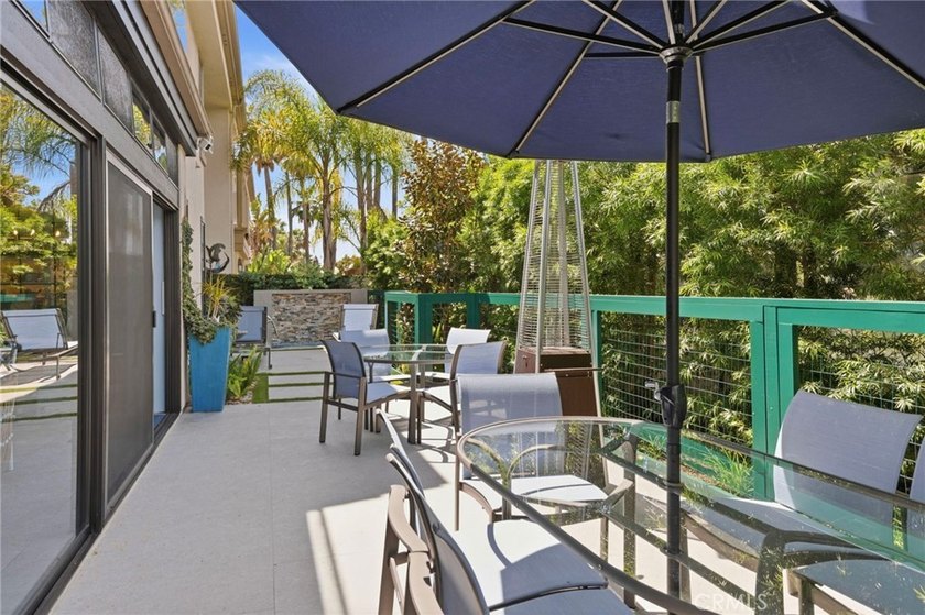 Welcome to 51 Seabrook Cove - a beautifully reimagined - photo 38