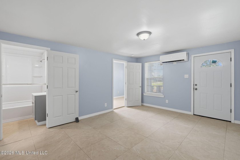 Discover a charming investment gem in the heart of East Biloxi! - photo 6