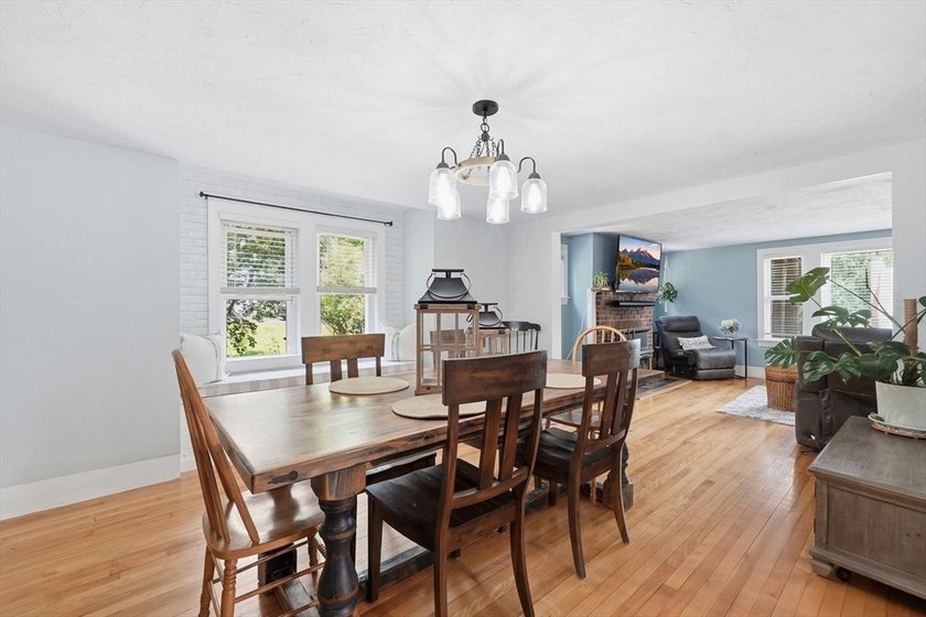 Spacious 3-bedroom, 1.5-bath home offering comfort, character - photo 11