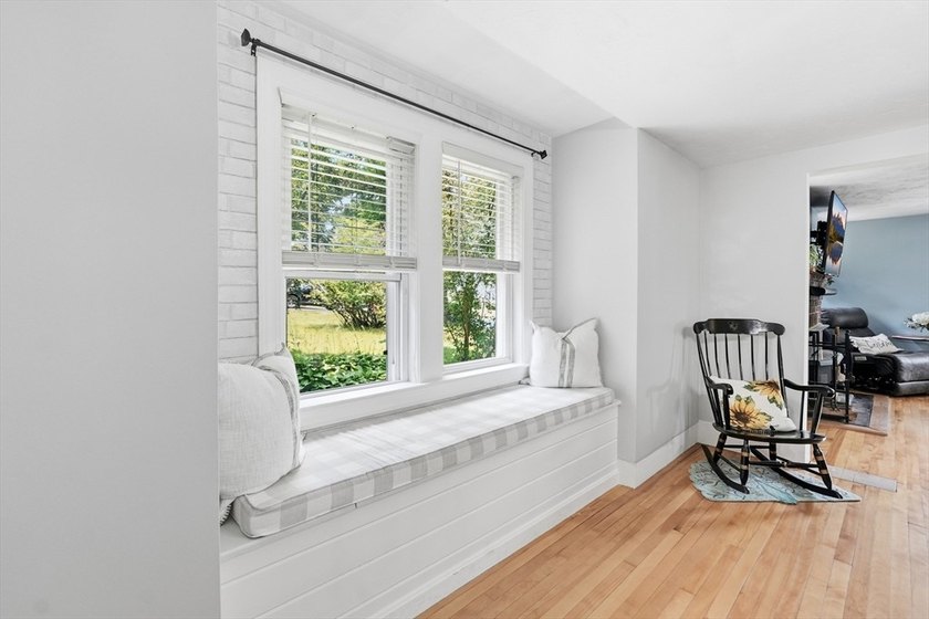 Spacious 3-bedroom, 1.5-bath home offering comfort, character - photo 12