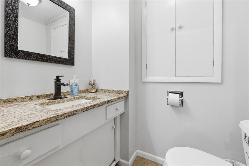 Spacious 3-bedroom, 1.5-bath home offering comfort, character - photo 13
