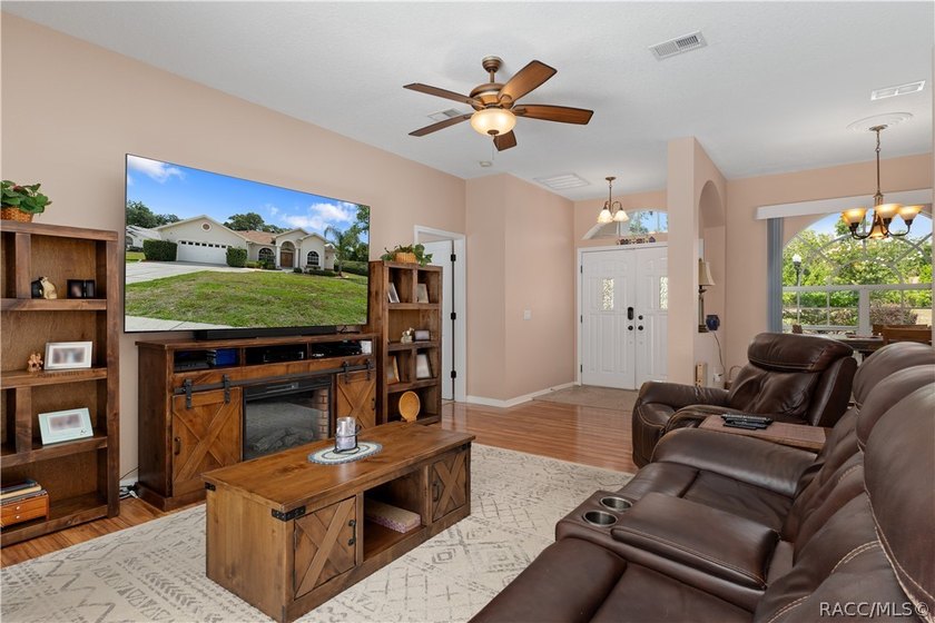 **Stunning Pool Home in Spring Hill's Pristine Place**Discover - photo 7