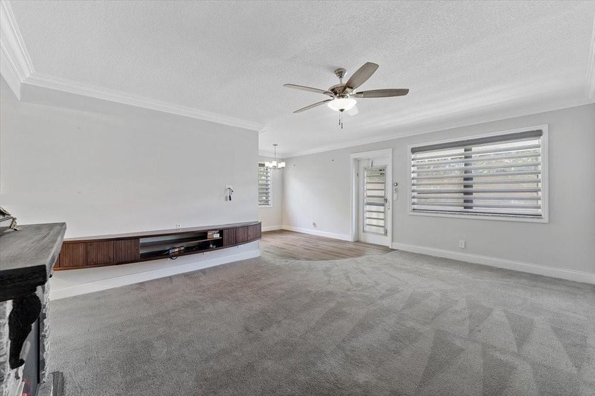 UPDATED! UPDATED! UPDATED! NEWLY RENOVATED CORNER UNIT ON THE - photo 6