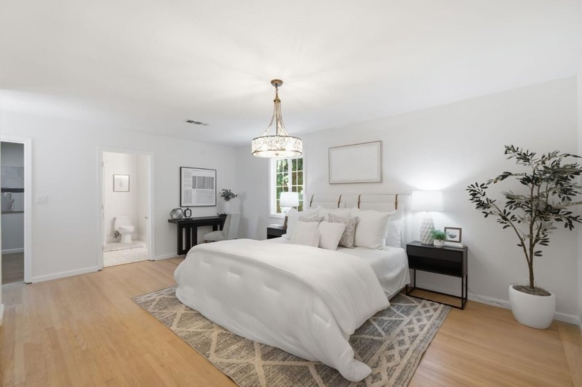 Welcome to 1727 Madison Avenue, a beautifully refreshed - photo 15