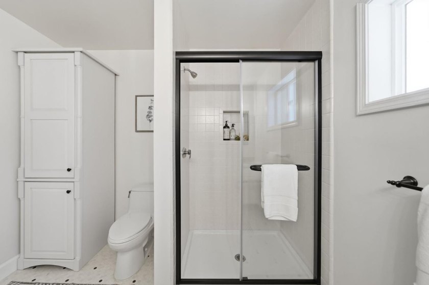 Welcome to 1727 Madison Avenue, a beautifully refreshed - photo 19