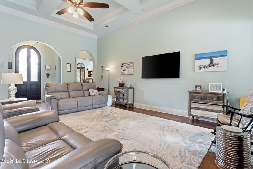 Experience exceptional luxury in the prestigious Toscana - photo 9