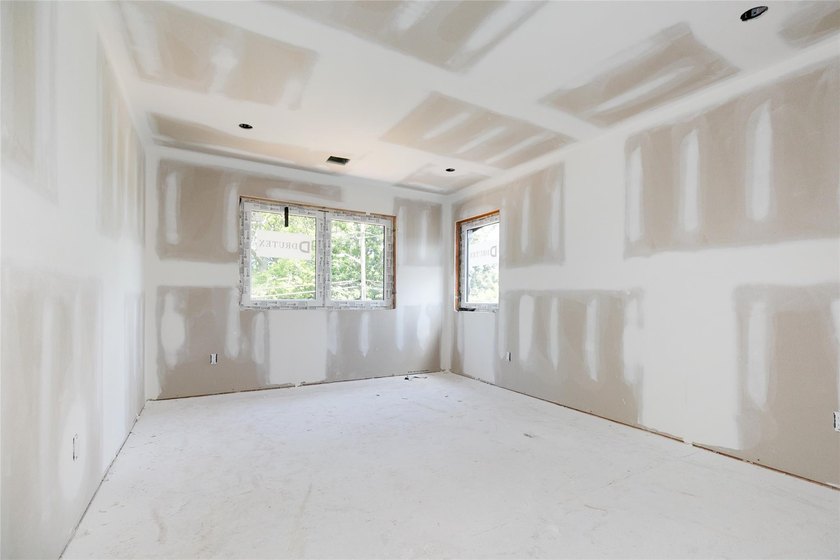 Stunning New Construction in West Babylon, NY. Discover the - photo 14