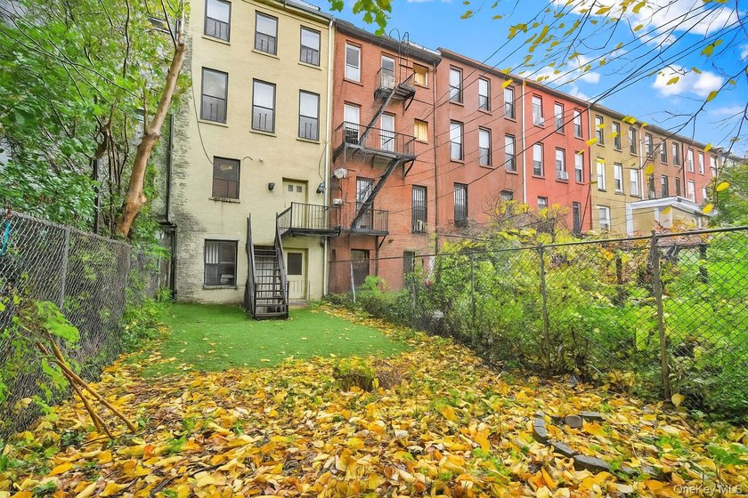 Welcome to 436 Putnam Avenue, a beautifully maintained - photo 27