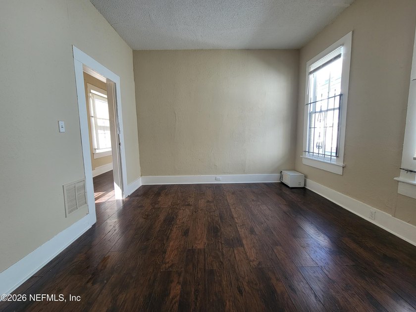 Investor opportunity with an attractive 9.63% cap rate! This - photo 8