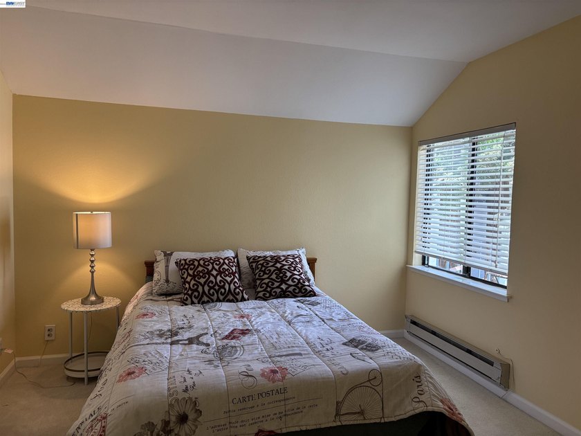 Charming upper-floor condo located in the desirable gated - photo 13