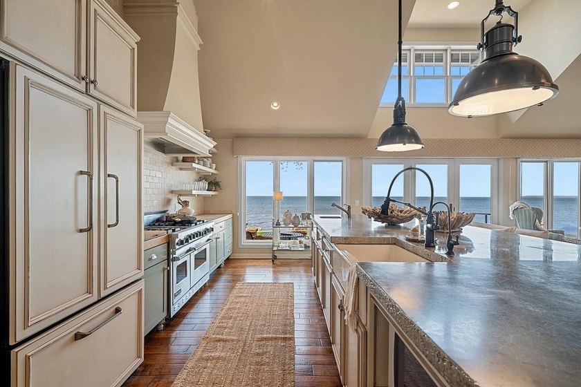 Experience premier Wisconsin waterfront living at the gateway to - photo 23