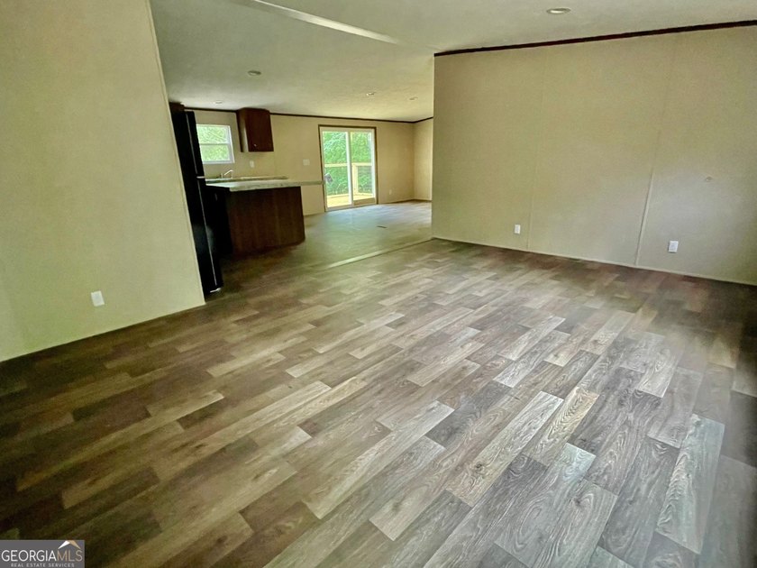 WW Development Presents a Brand New 4 Bedroom 2 Full Bath Home - photo 8