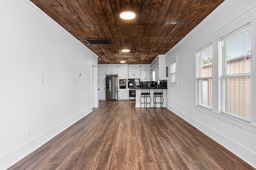 Looking for one of the BEST commercial locations in Columbus - photo 3