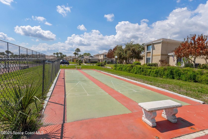 Opportunity awaits in this spacious 3-bed, 2-bath end-unit - photo 36