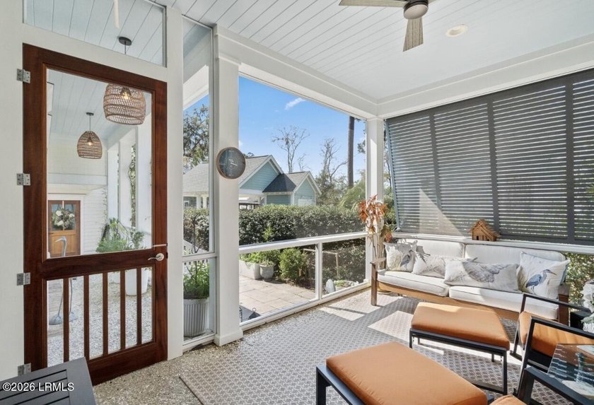 Welcome to 60 Mount Grace, a beautifully crafted cottage in the - photo 38