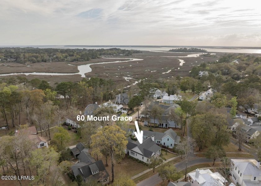 Welcome to 60 Mount Grace, a beautifully crafted cottage in the - photo 45