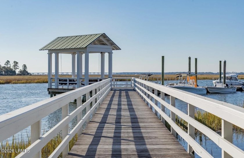 Welcome to 60 Mount Grace, a beautifully crafted cottage in the - photo 46