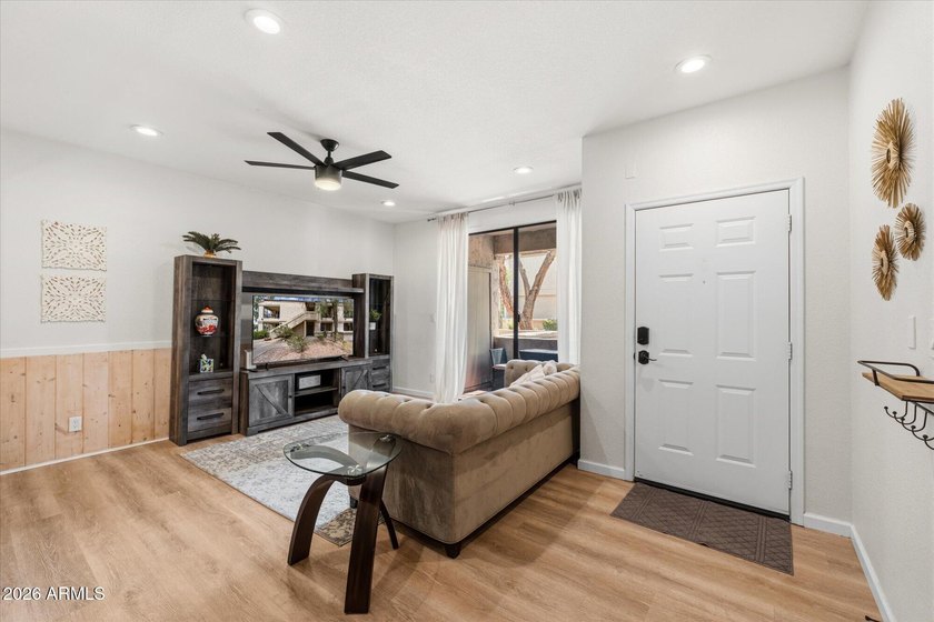Thoughtfully renovated 2-bed, 2-bath condo in the guard-gated - photo 3