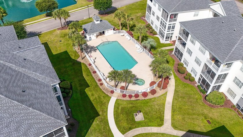 Look at this beautifully furnished 2 bedroom, 2 bath condo - photo 35