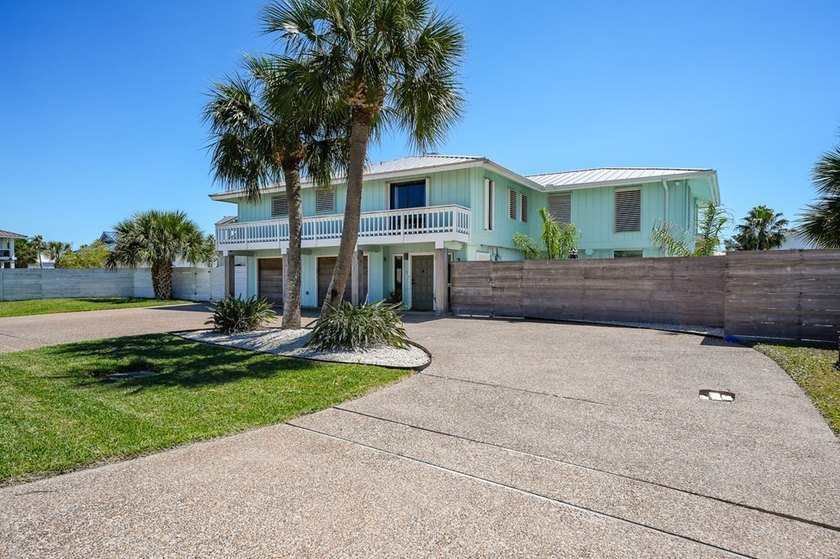 Welcome to this beautiful Key Allegro canal front home. Located - photo 2