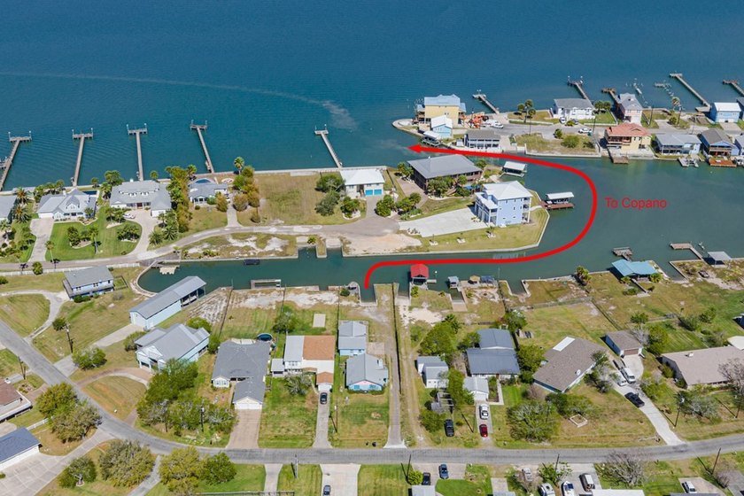 Fish, relax, and invest-this waterfront coastal retreat has it - photo 5