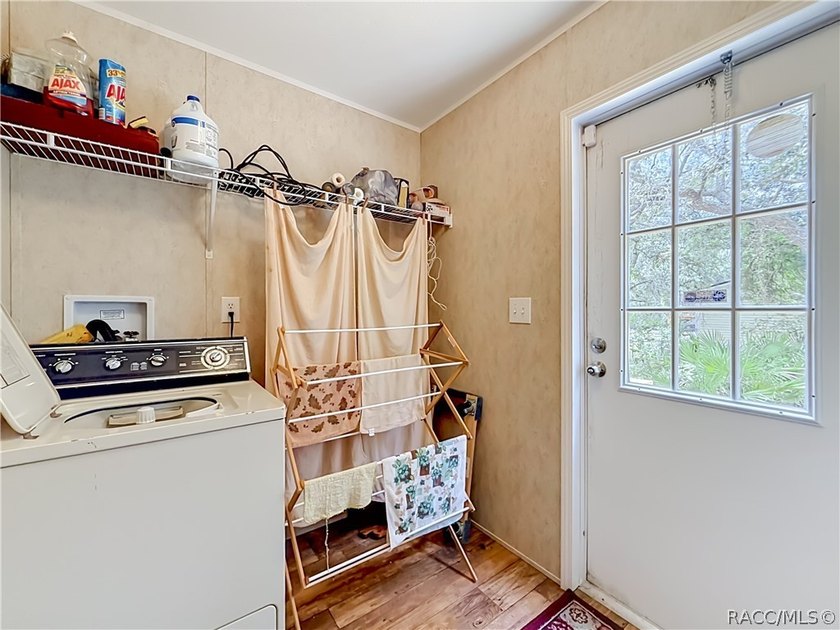 Welcome home to your own private retreat in Homosassa! Nestled - photo 35