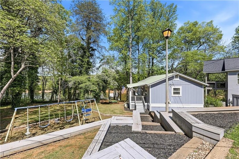 Unbeatable value on Lake Lanier! One of the very few true - photo 6