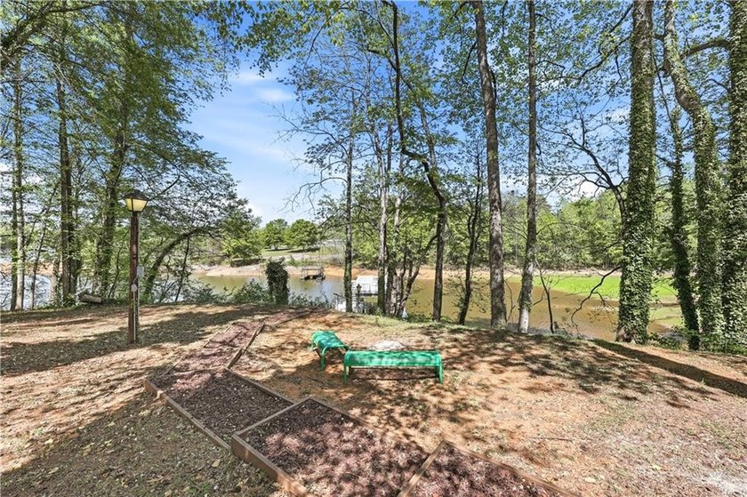 Unbeatable value on Lake Lanier! One of the very few true - photo 7