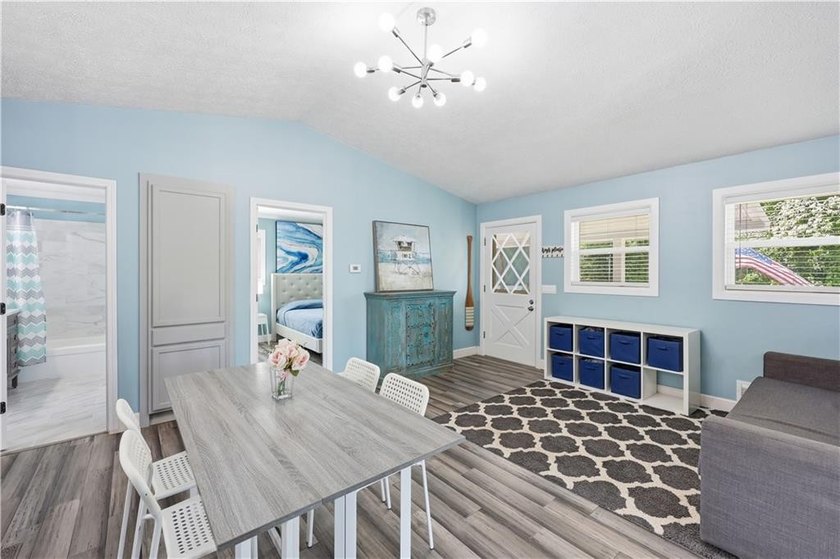 Unbeatable value on Lake Lanier! One of the very few true - photo 10