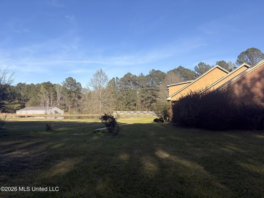 Don't miss your chance to own this piece of Heaven.... Welcome - photo 3