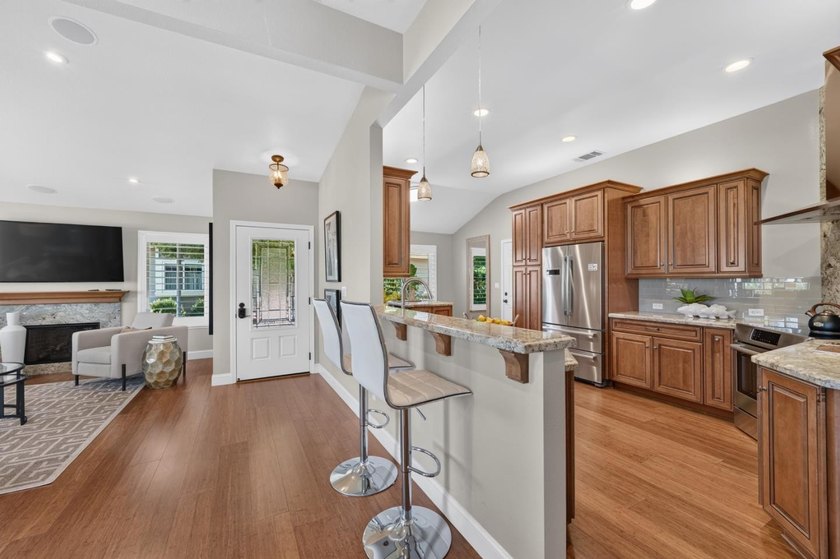 Sought after end unit location on the 13th Fairway in Village - photo 8