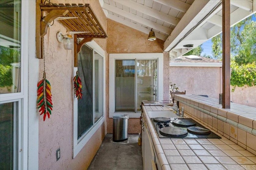 Welcome to the highly sought after Mar Lado Highlands community - photo 20