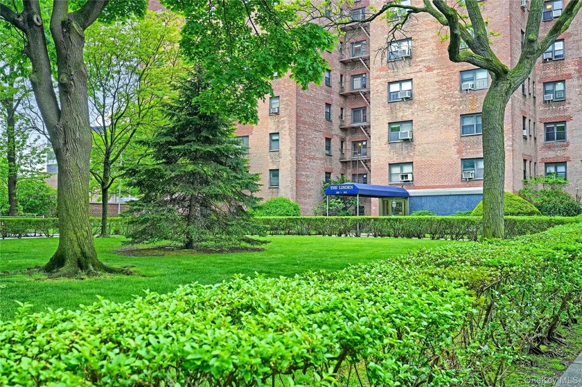 Rare on the market! Largest 2-bedroom, 1.5-bath co-op unit - photo 10