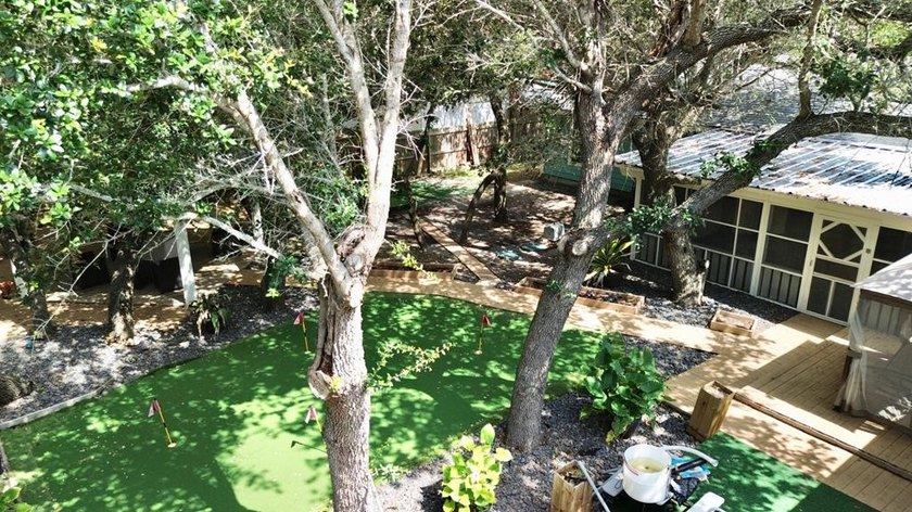 Beautiful 4 Bedroom, 2 bath home with exceptional outdoor living - photo 34