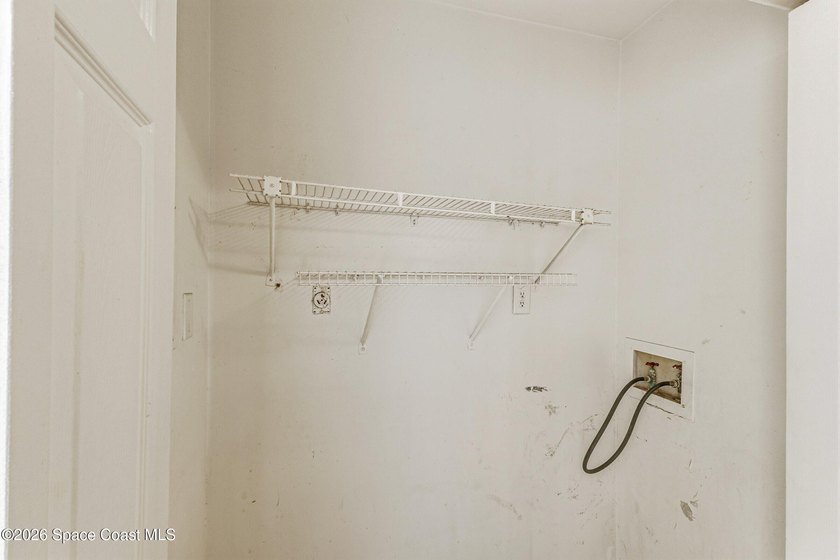 Opportunity awaits in this spacious 3-bed, 2-bath end-unit - photo 13