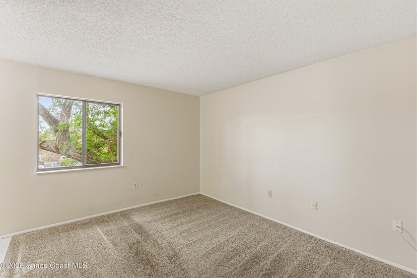 Opportunity awaits in this spacious 3-bed, 2-bath end-unit - photo 20